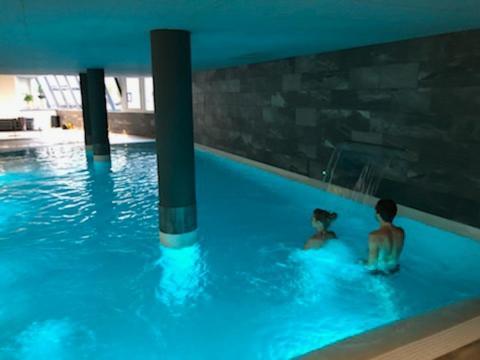 Appartement Prive Dans Residence Balneo Aladin Cauterets Bagian luar foto