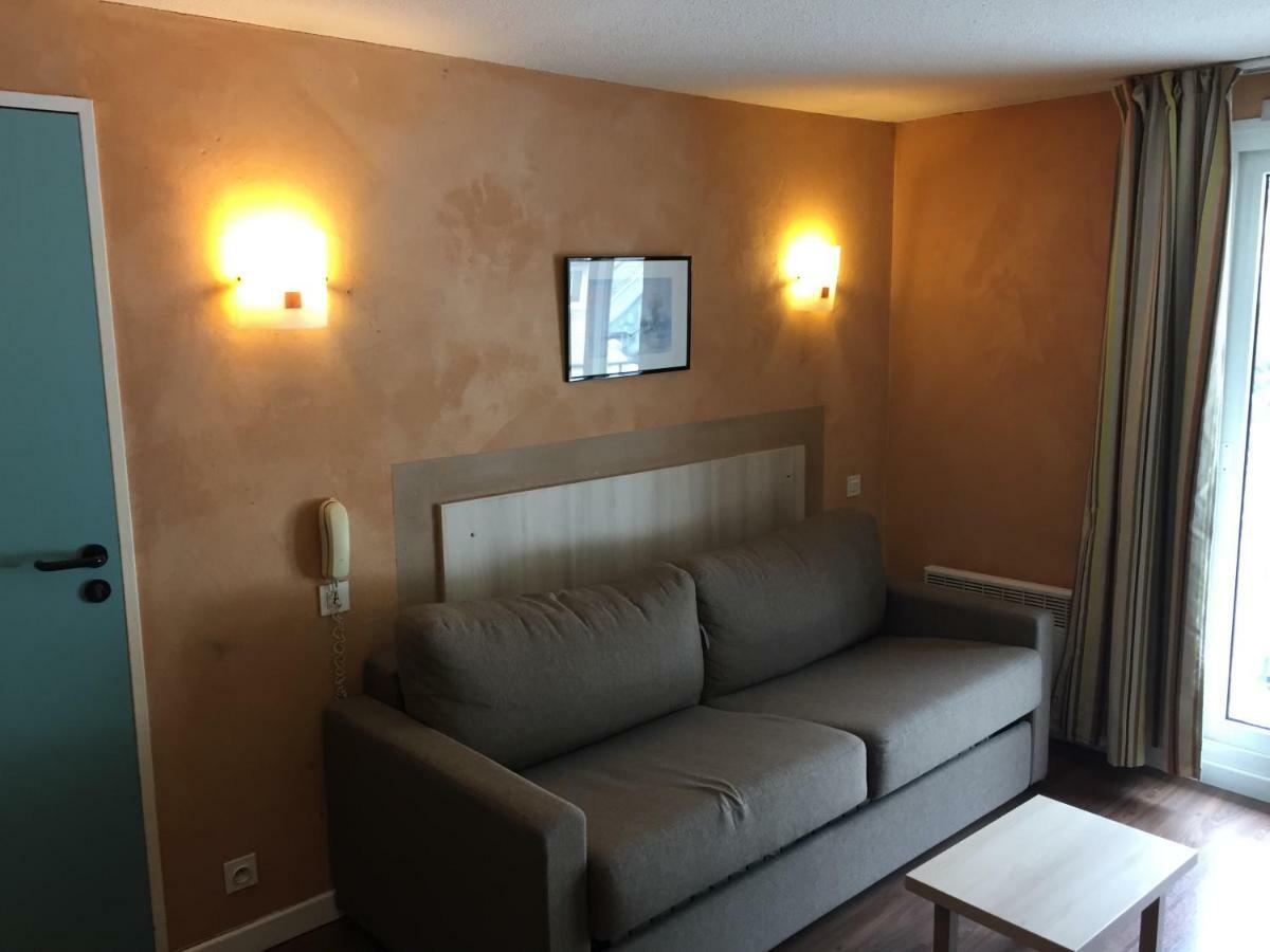 Appartement Prive Dans Residence Balneo Aladin Cauterets Bagian luar foto